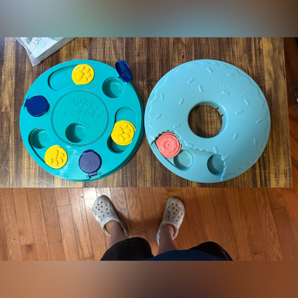 Interactive Dog Puzzle Toy - Teal and Yellow